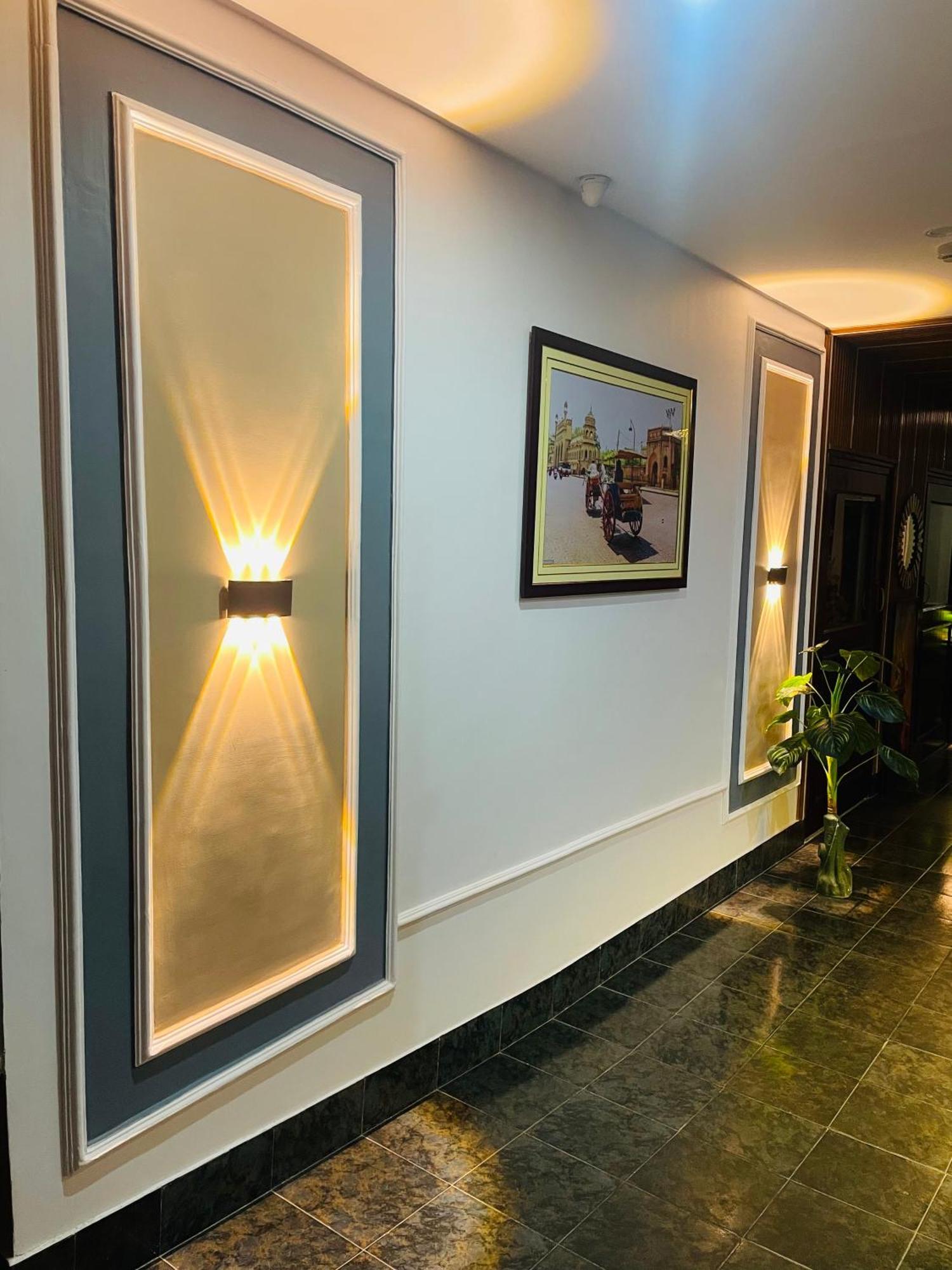 The Royal Presidency Inn Lucknow Exterior foto